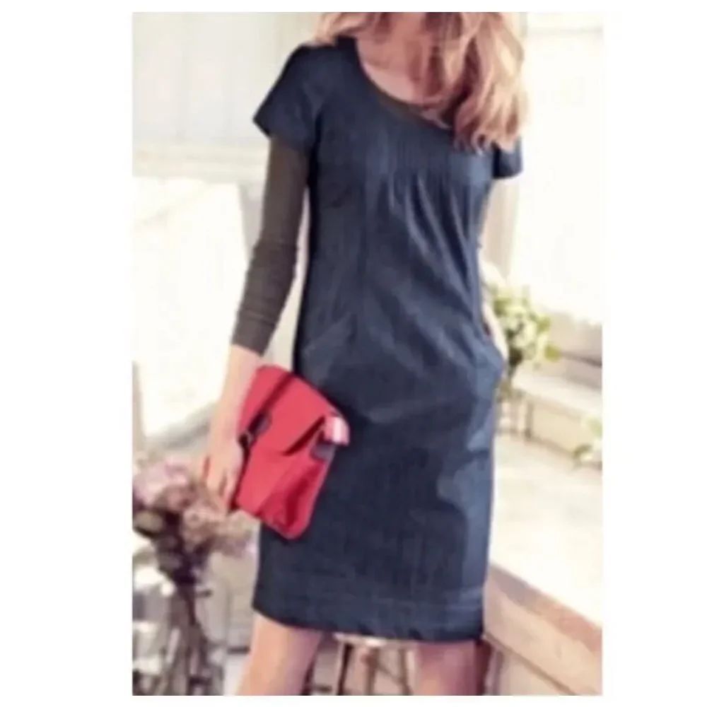 Boden Montmarteโgray pintuck corduroy elegant shiftโdress
